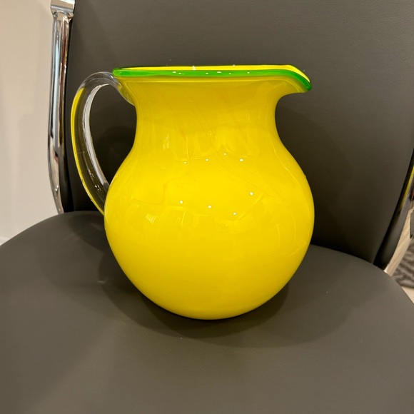 Vintage Vibrant Yellow Beverage Pitcher 7 1/4” H w/an Opening Diam. of 5 1/4”. - Picture 1 of 8